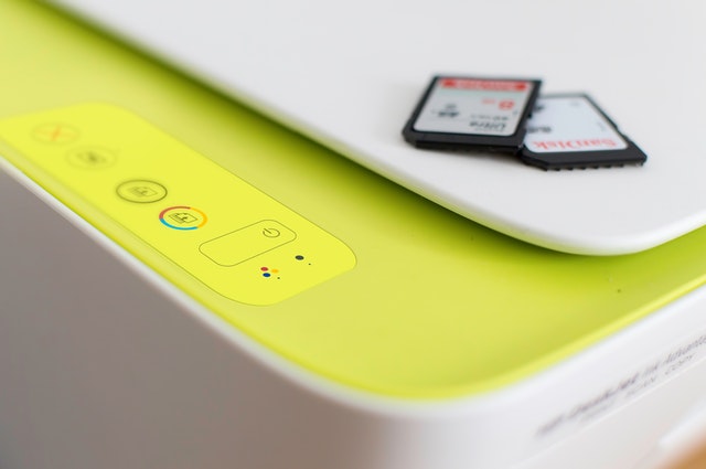 Jak zeskanować dokument? Jak zeskanować dokument?