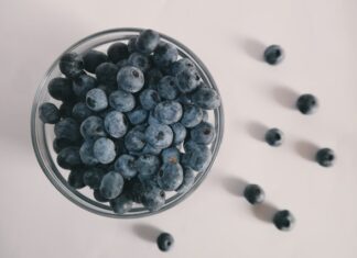 Poprawa wzroku poprzez dietę – czy to możliwe? borówki