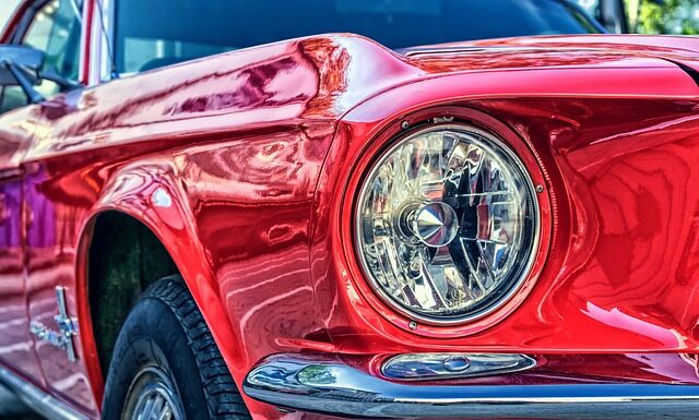 Dlaczego reflektor paruje?