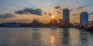 Co to znaczy Vauxhall?