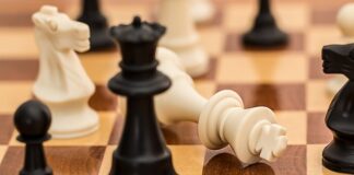 Czy check engine sam zniknie?