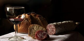 Ile może leżeć kiełbasa pakowana próżniowo?