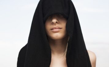 W czym najlepiej przechowywać ubrania?