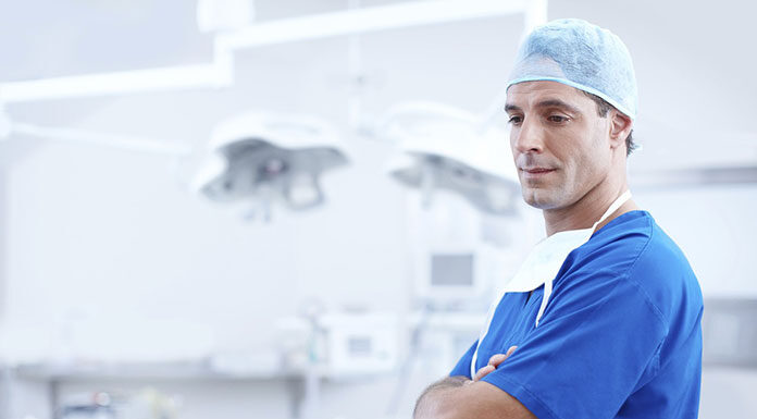 Błąd medyczny: Jakie są najczęstsze rodzaje i jakie konsekwencje niesie? Błąd medyczny